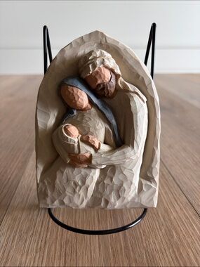 Willow Tree Cream Sculpture with Blue Accent Nativity
